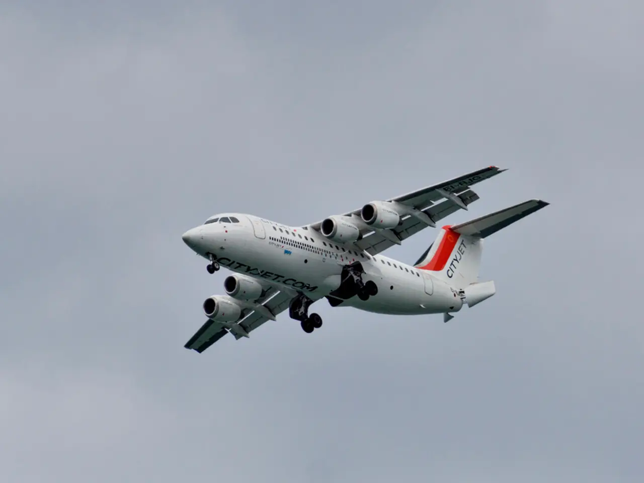 Differences in ASOS and ADS-B Weather Systems Explained