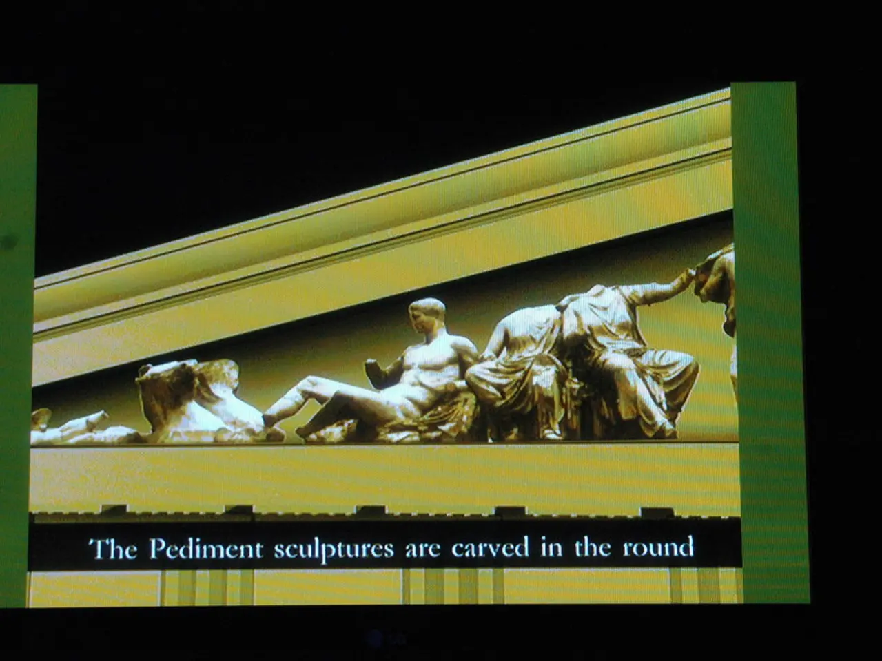 Witness the Live Demonstration of the New Holographic Projection Screen from Screen Innovations