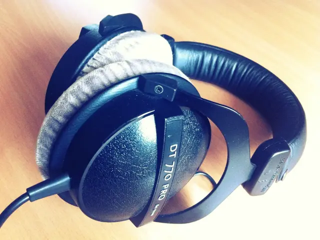 A Comprehensive Overview: Does Sony Deliver on Noise Cancellation for Its Headphones?