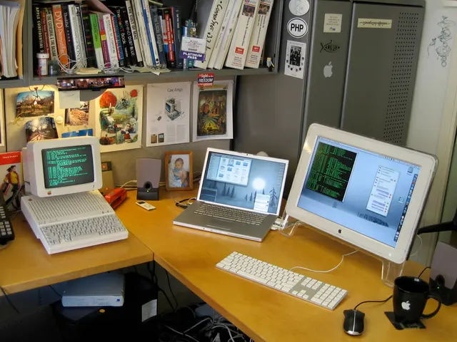 Colorful E-reader Model: Pocketbook Verse Pro Available for Purchase