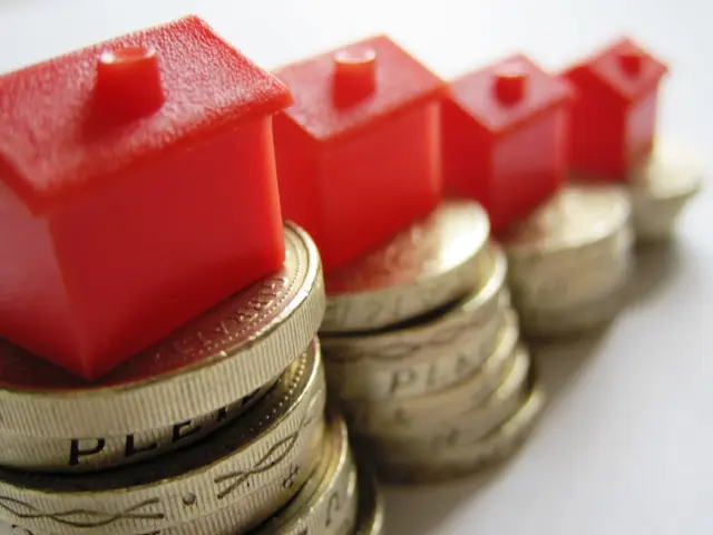 Identifying Cryptocurrency Deceptions Before They Become Problematic