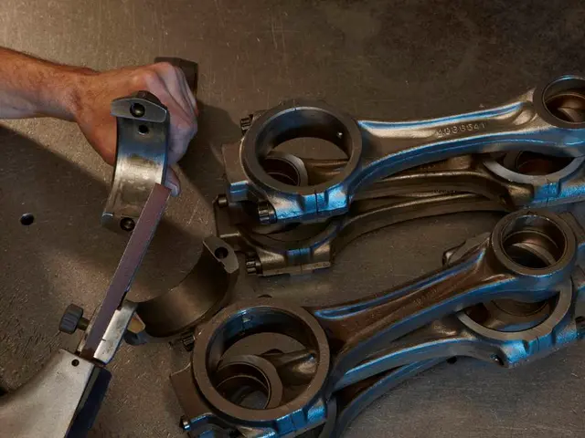 A Mechanized Pin-detection Lockpicker Robot