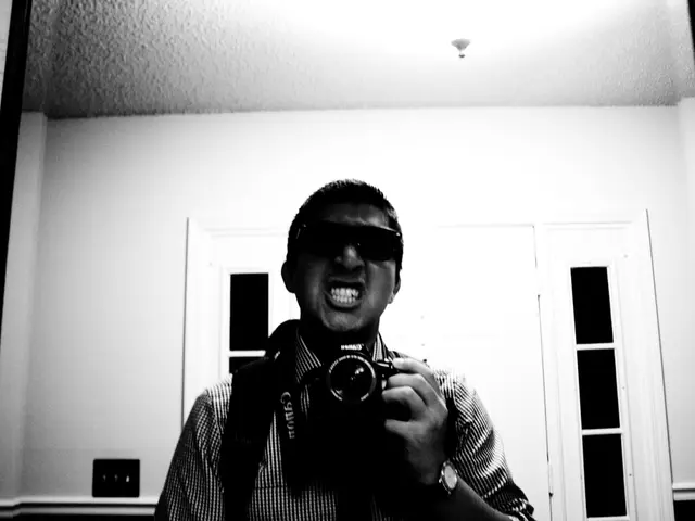 Affordable, versatile Canon camera now available with included lens at a reduced price!