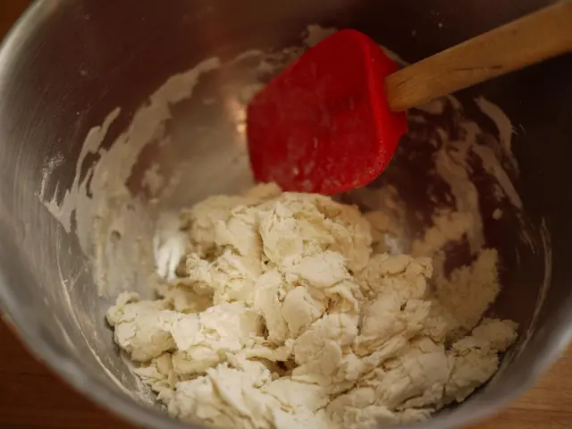 Understanding Dynamic Enhancement: Techniques for Creating Mixes with Greater Impact