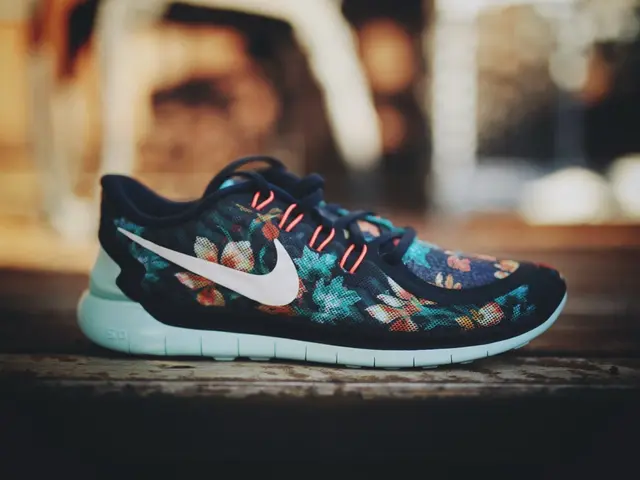 Asics introduces the lightest racing shoe in its lineup, the Metaspeed Ray. For a test run, I laced...