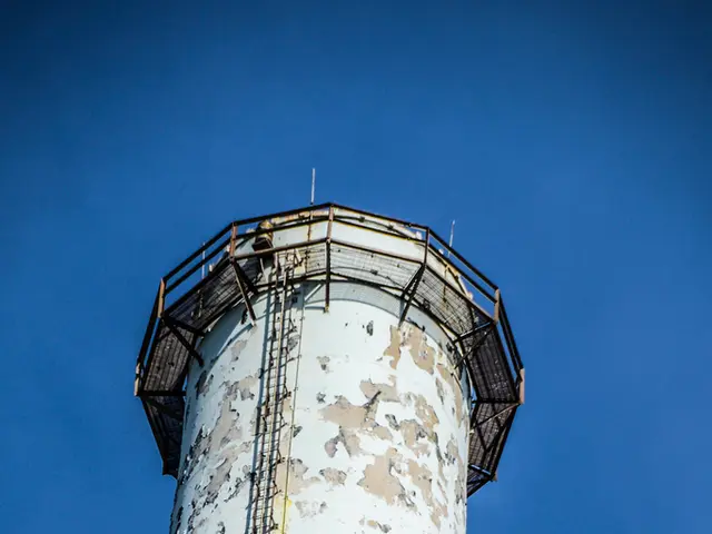 Arsonist terrorizing fire department personnel