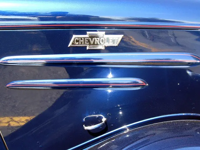 Amazon and these three stocks are held by both Warren Buffett and Cathie Wood