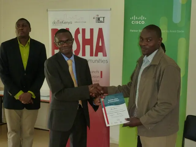 Profiting from unsecured invoice acquisitions, unchecked