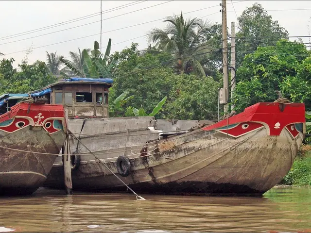 Two contracts worth 100 megawatts each for electrolyzers have been signed by ITM Power and Linde...