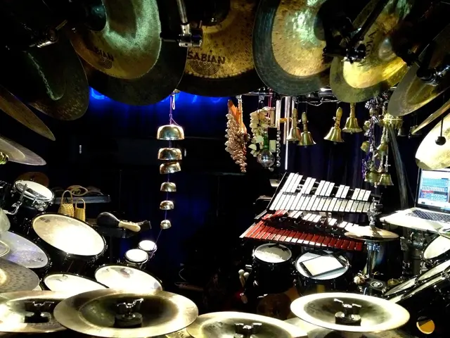 Guide on Producing Engaging Drum Fills Using Resampling in Ableton Live