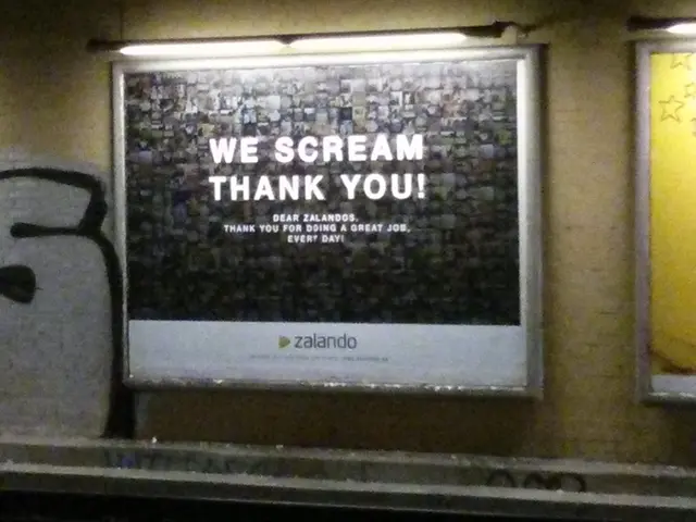 Chainlink's price experiences a dip, reaching $6.50, while BlockDAG outpaces it in over 130...