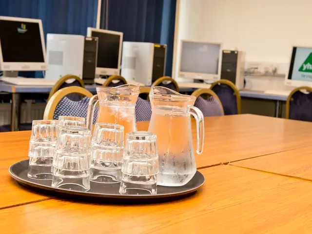 Zuckerberg's demonstration of AI glasses at a significant tech gathering ends in a notable blunder